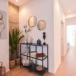 Lovely House Deluxe