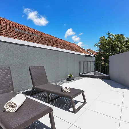 Lejlighed Lovely House Deluxe *