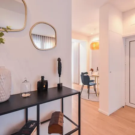 Apartment Lovely House Deluxe