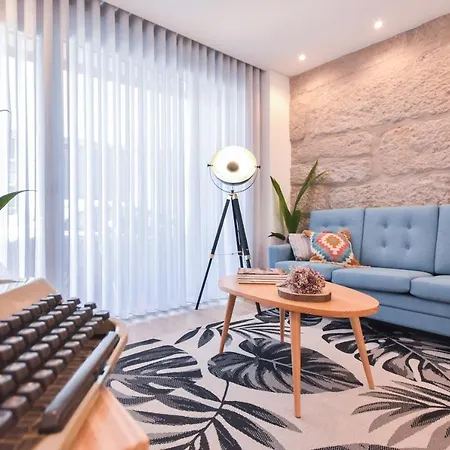 Lovely House Deluxe Apartment *