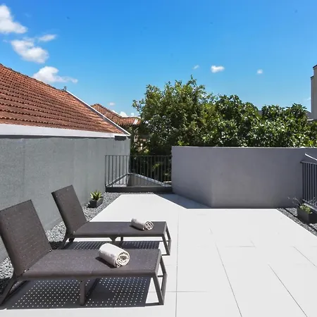 Lovely House Deluxe 포르투